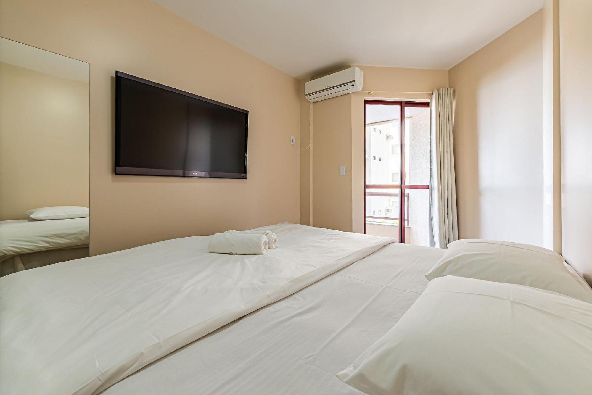 Apto Pe Na Areia Vista Mar Em Meia Praia Evb308 Итапема Екстериор снимка
